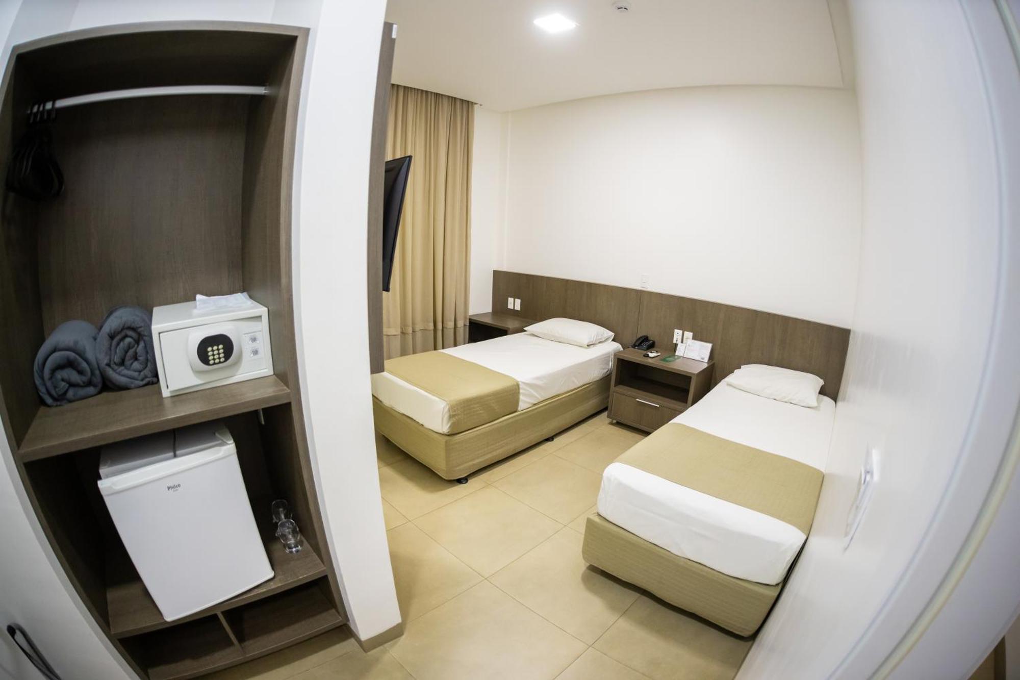 Brii Hotel Araguaina Exterior photo