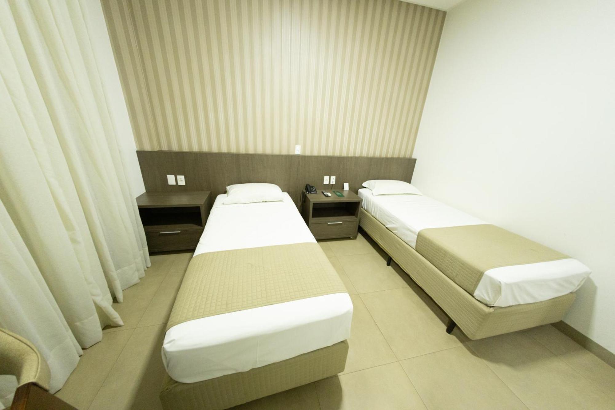 Brii Hotel Araguaina Exterior photo