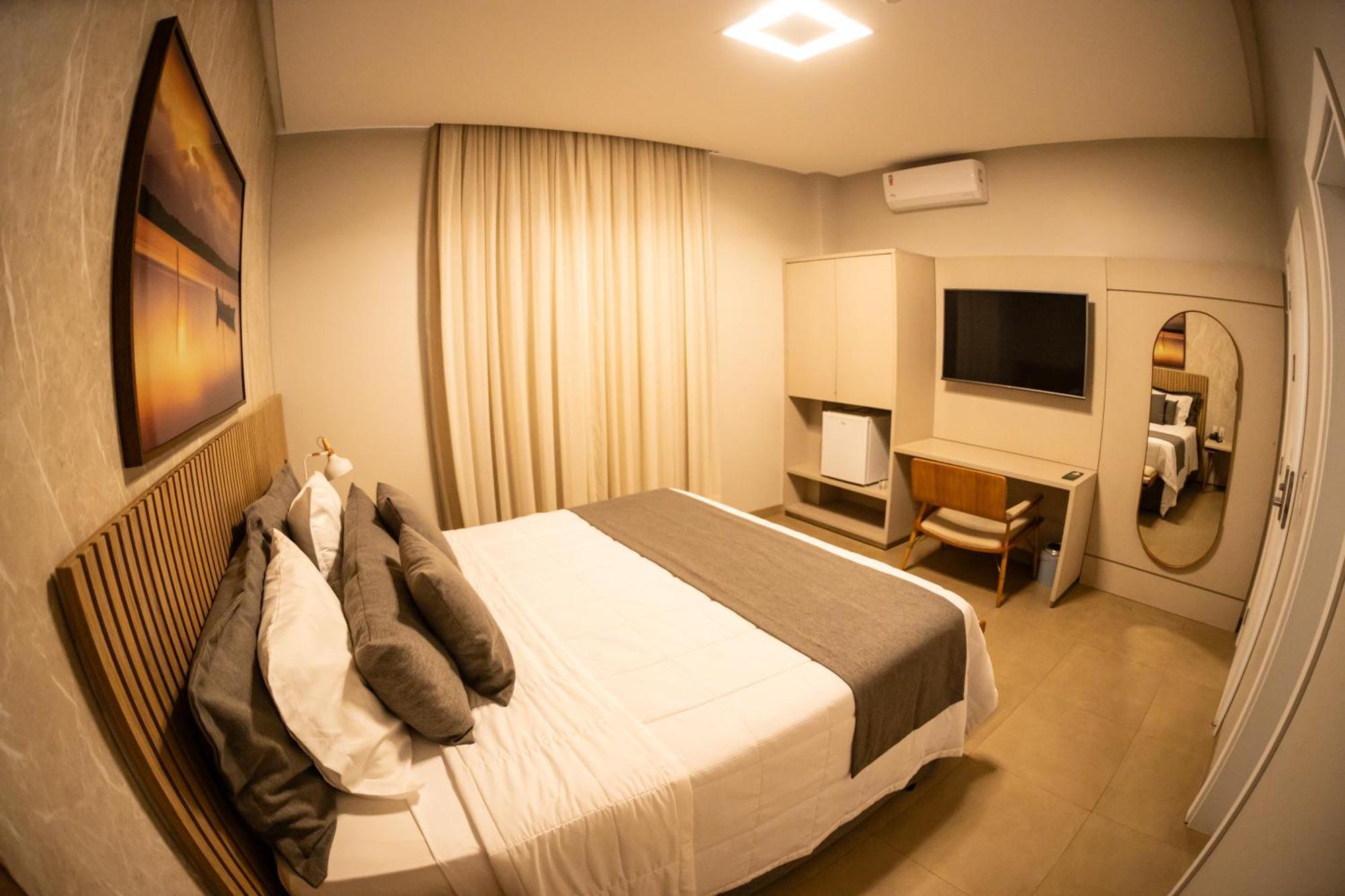 Brii Hotel Araguaina Exterior photo